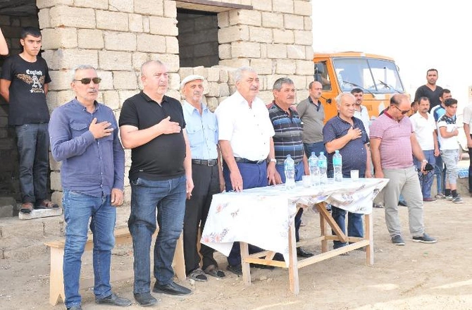 Abşeronda şəhidlərin xatirəsinə futbol turniri keçirildi — FOTOLAR Abşeronda şəhidlərin xatirəsinə futbol turniri keçirildi — FOTOLAR