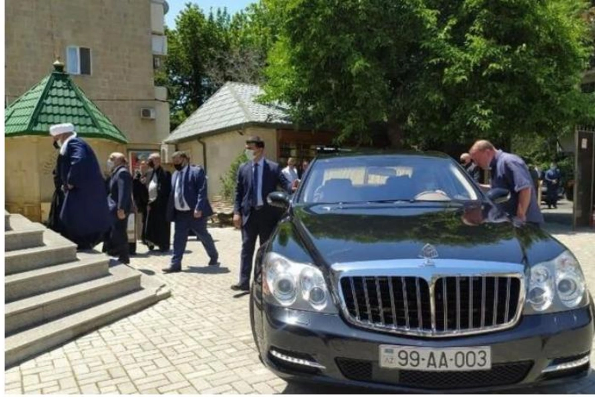 Şeyx “miqalkanı” nə edir, görəsən?