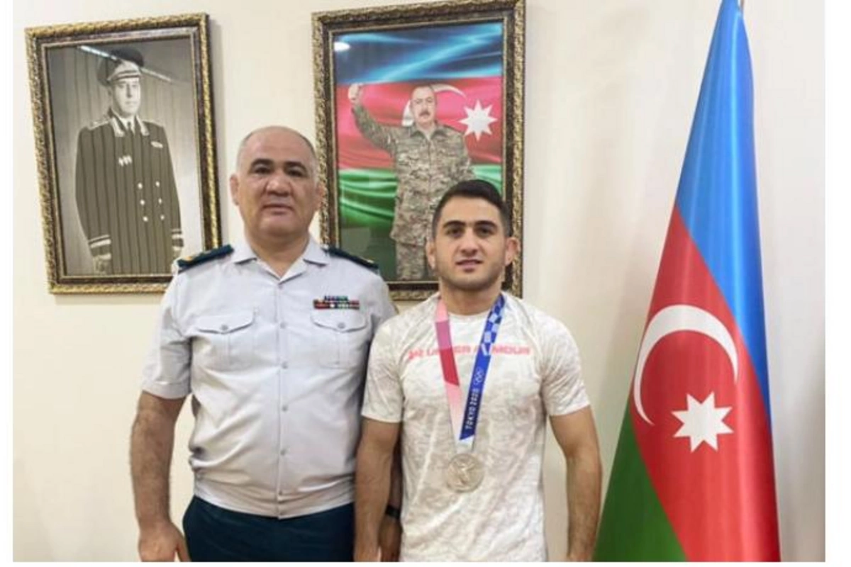 Firdovsi Umudov hərbi xidmətlərinə görə təltif olundu — FOTOLAR