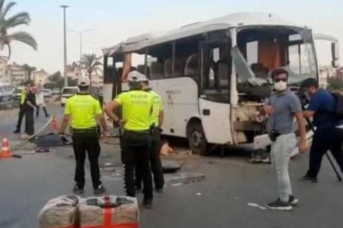 Türkiyədə rus turistləri daşıyan avtobus aşması nəticəsində ölənlərin sayı artdı — YENİLƏNİB