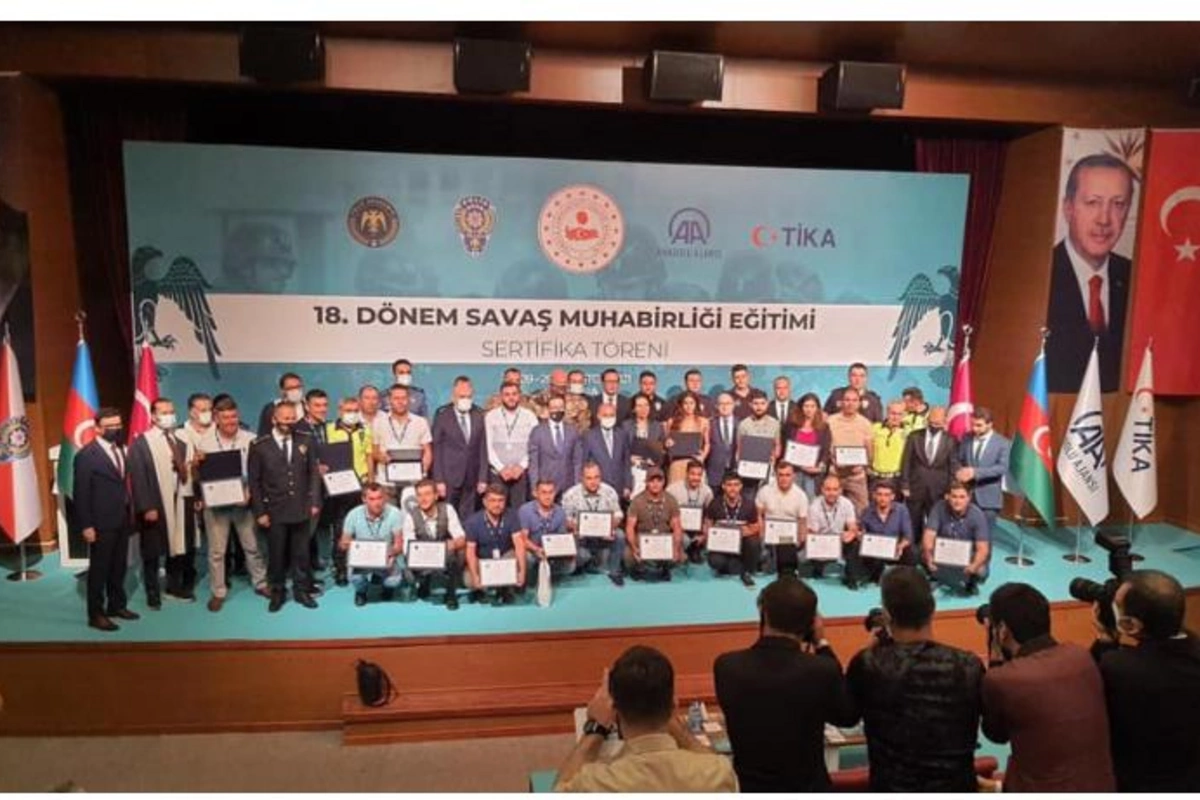 Türkiyədə təlimlərə qatılan azərbaycanlı jurnalistlər təltif edildi