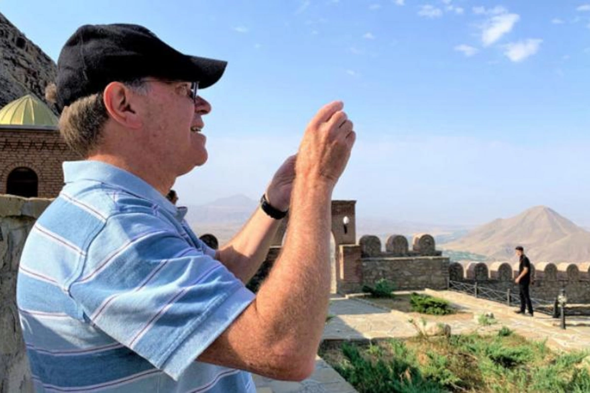 ABŞ səfiri Əlincə qalasını ziyarət etdi — FOTO