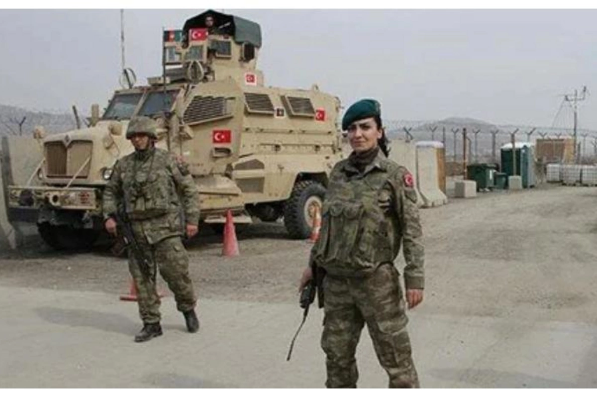 Türkiyə hərbçilərini Əfqanıstandan təxliyəyə başladı