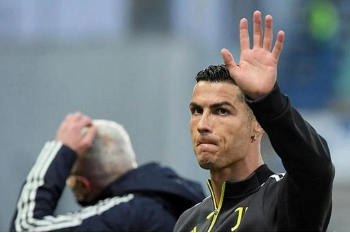 Ronaldo “Yuventus” azarkeşləri ilə vidalaşdı — VİDEO
