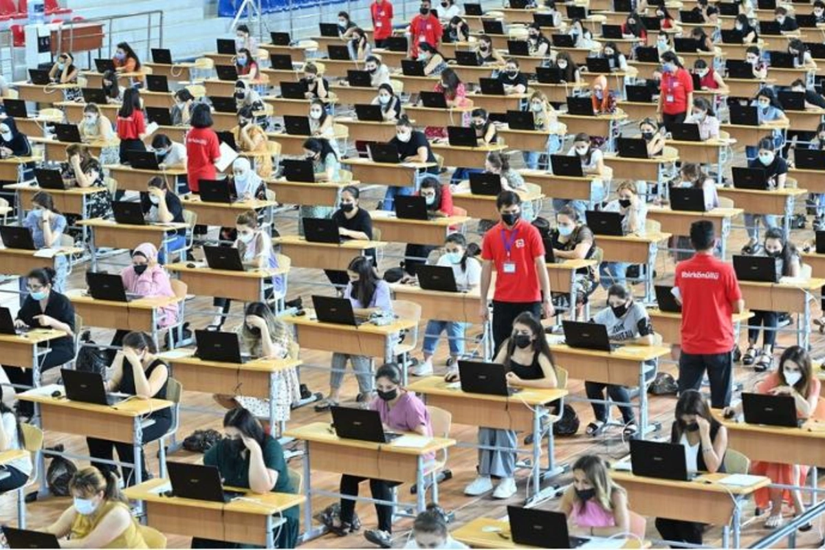 Müəllimlərin işə qəbulu üzrə test imtahanı mərhələsi başa çatdı