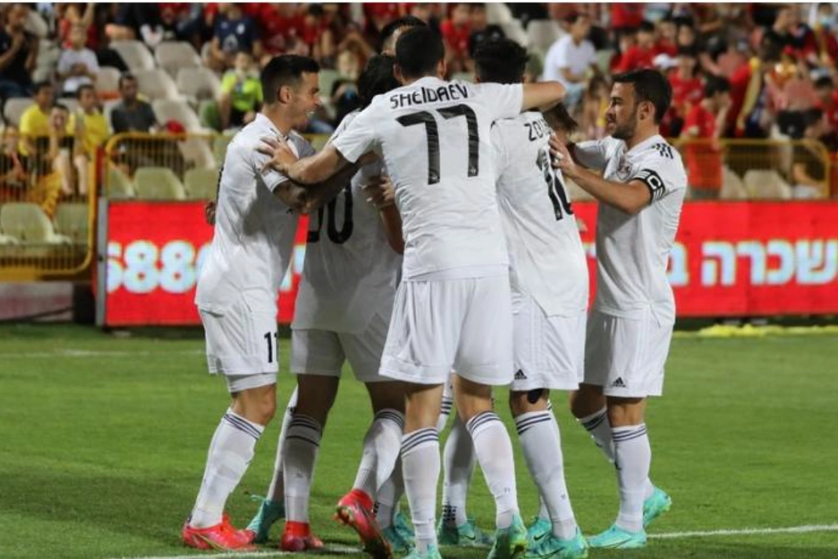 “Qarabağ”dan daha bir rekord