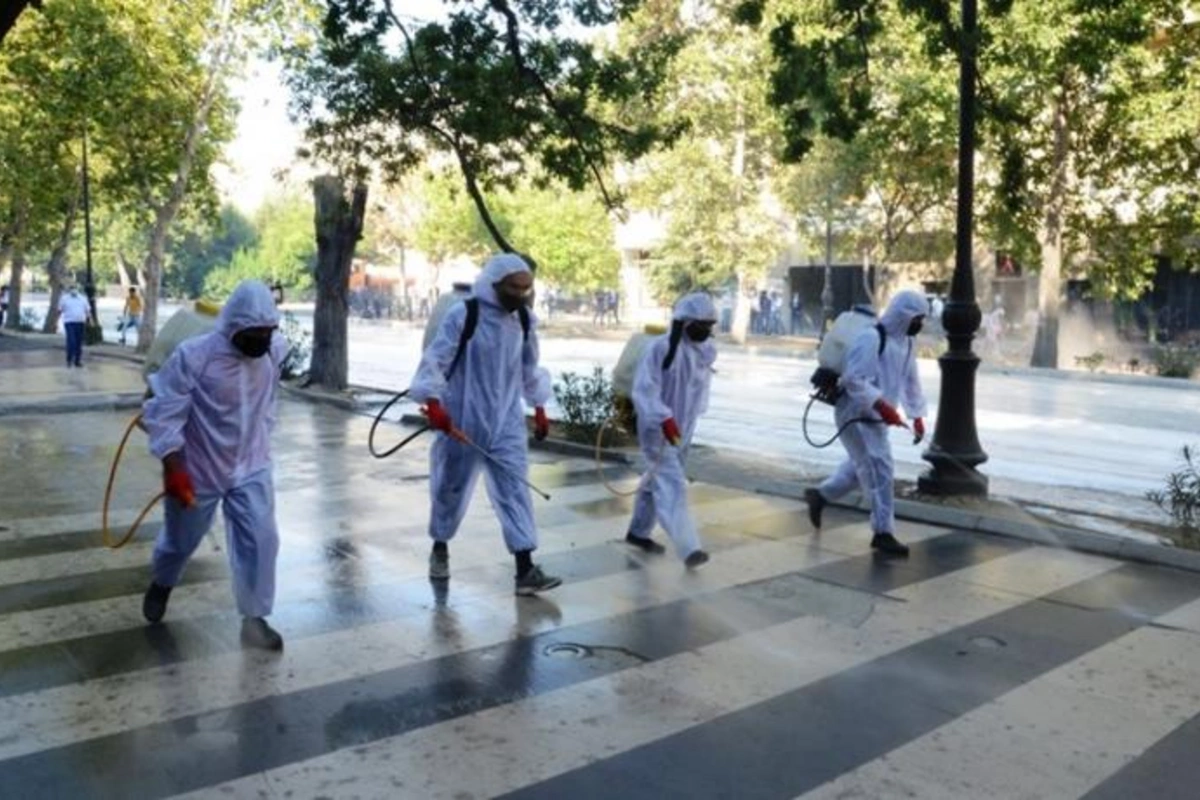 Bakıda növbəti dezinfeksiya işləri aparılır — FOTOLAR