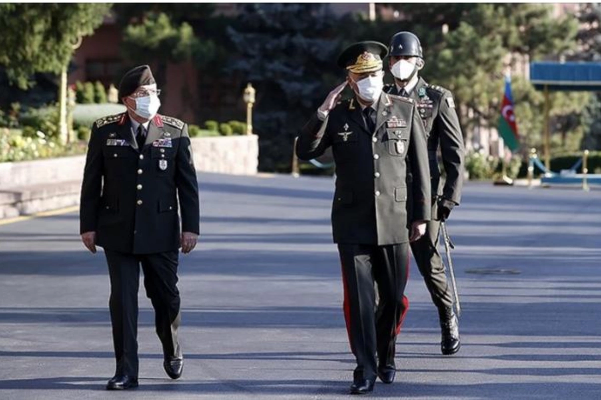 Azərbaycan və Türkiyə Baş Qərargah rəislərinin görüşü oldu — FOTO
