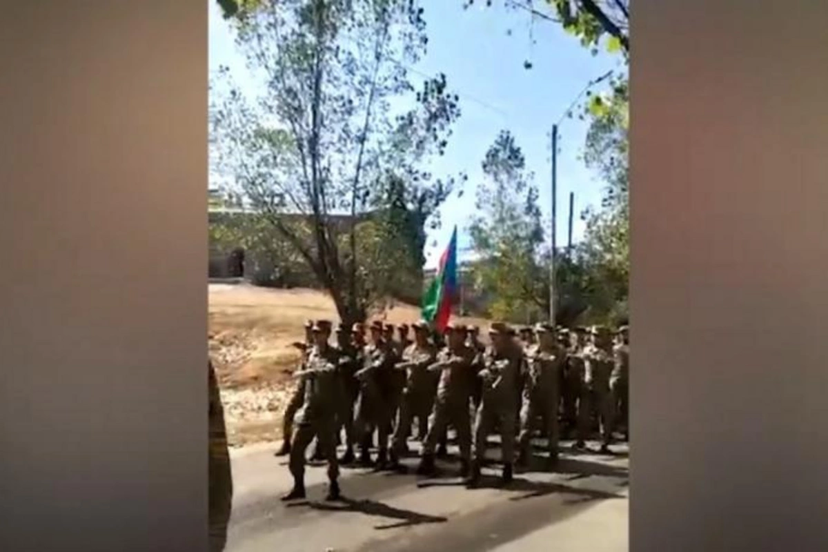 Şuşada hərbi yürüş keçirildi — VİDEO