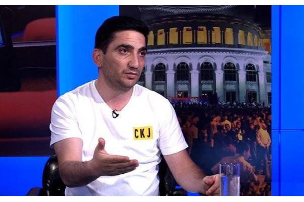 Erməni jurnalist Paşinyana: Millət sizi ayaqlar altında əzəcək