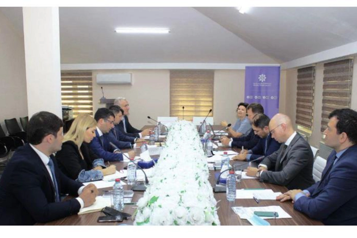 Medianın İnkişafı Agentliyində görüş keçirildi — FOTOLAR