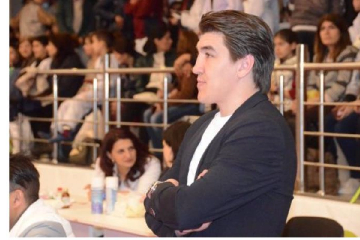 Avtoxuliqanın əzdiyi maşınlardan biri Avropa çempionunundur — VİDEO