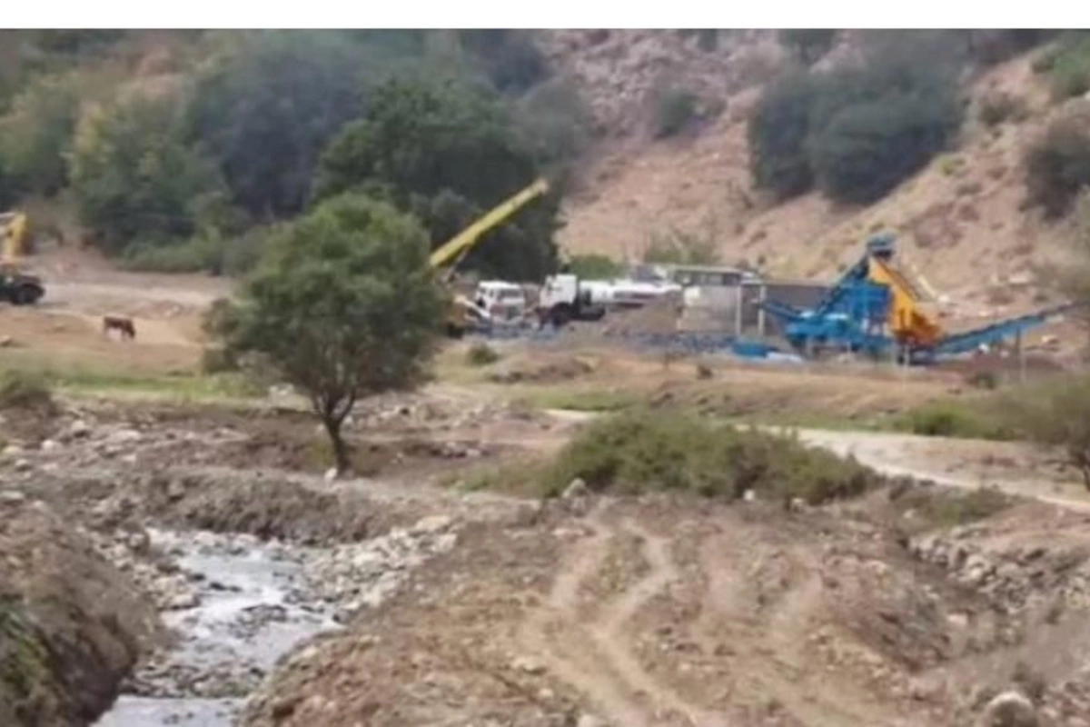 Ermənilər Xocalı ərazisində dağ-mədən müəssisəsi tikməyə başladı... — FOTOLAR