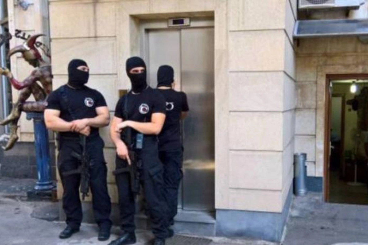 Ermənistan ordusunda sabiq idarə rəhbəri saxlanıldı
