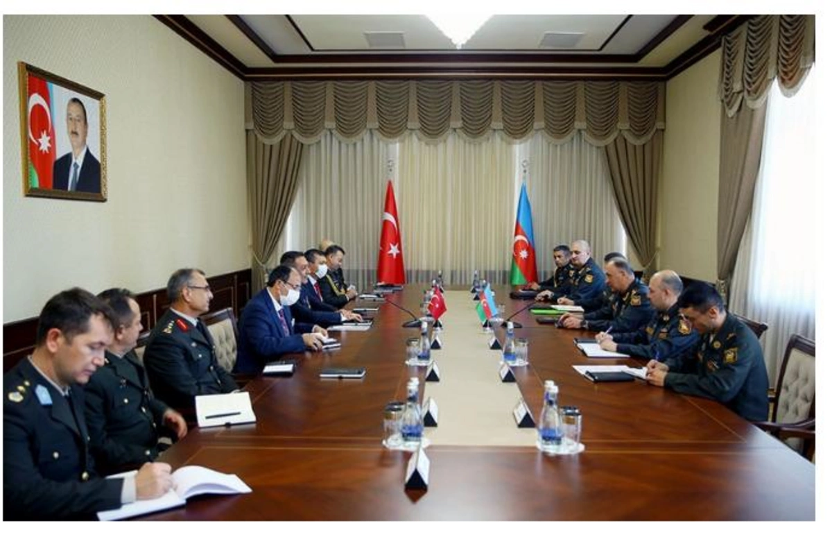 Kərim Vəliyev Türkiyə milli müdafiə nazirinin müavini ilə görüşüb