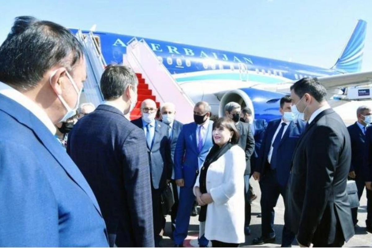 Sahibə Qafarova Qazaxıstana getdi