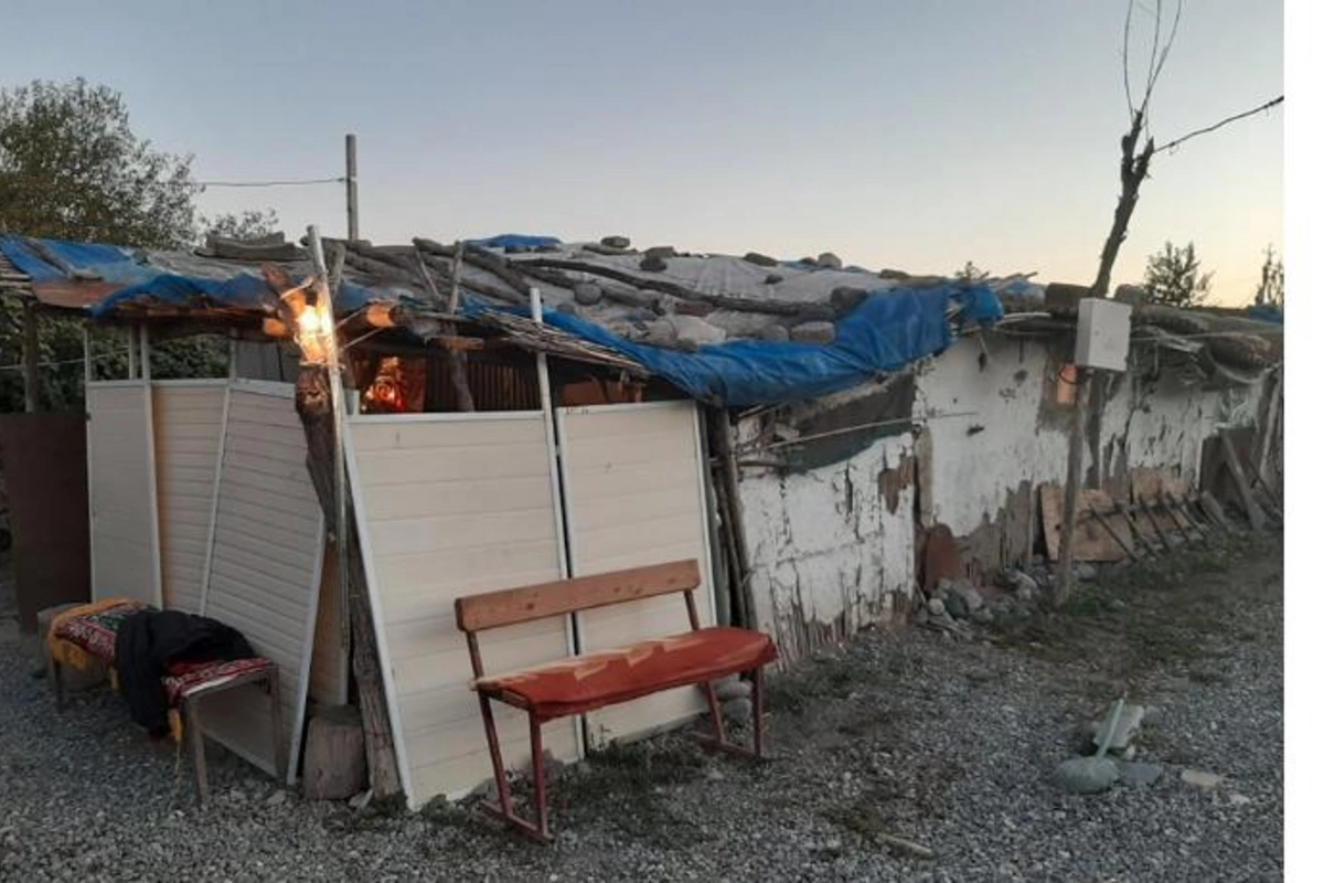 Ordenli şəhid polkovnikin uçuq daxmada yaşayan ailəsi — FOTOLAR