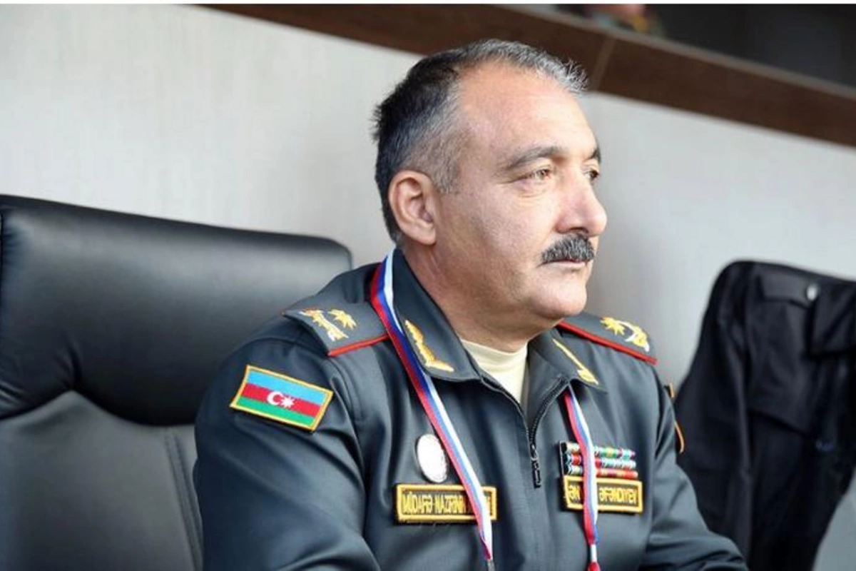 Ənvər Əfəndiyevə general-leytenant ali hərbi rütbəsi verildi