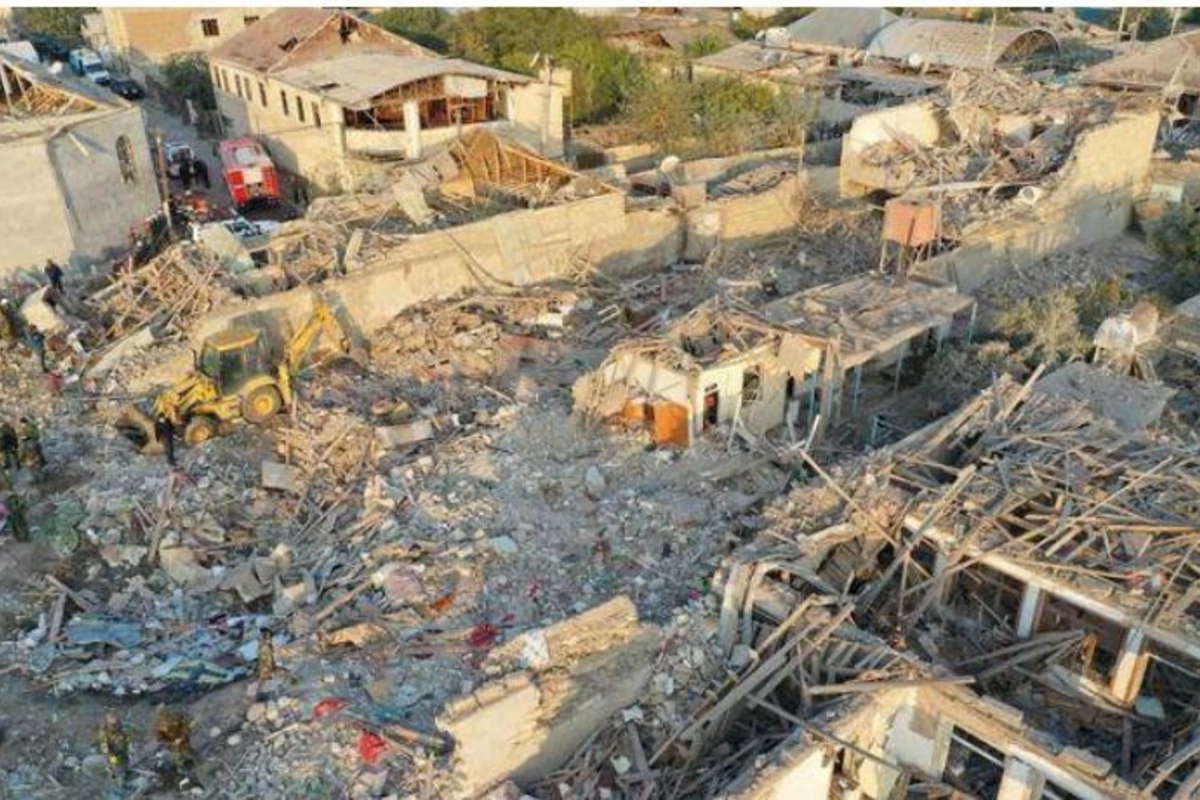Ermənilərin Gəncəni üçüncü dəfə bombalamasından dörd il ötür