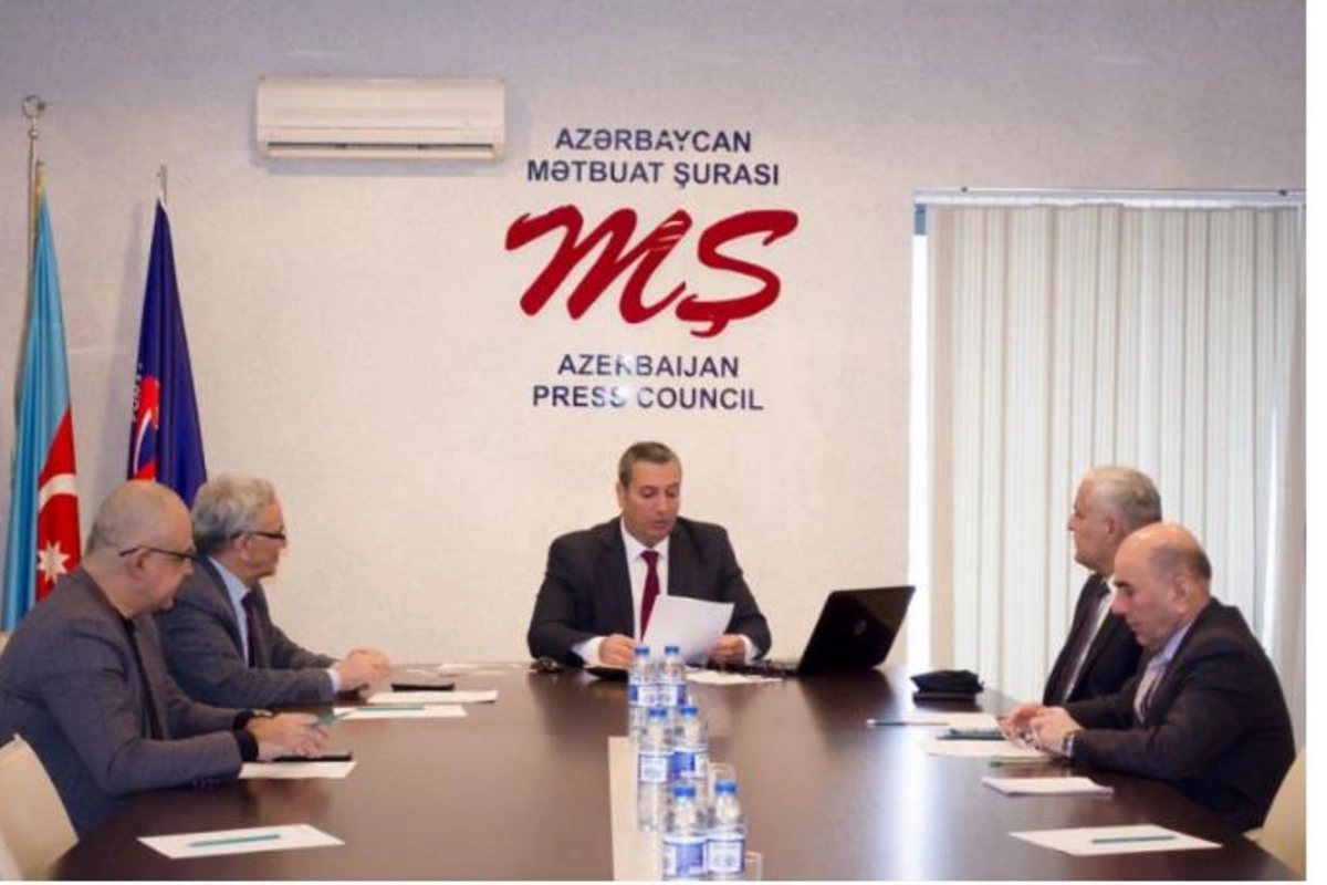 Mətbuat Şurasının Şikayətlər üzrə Komissiyasının iclası keçirildi