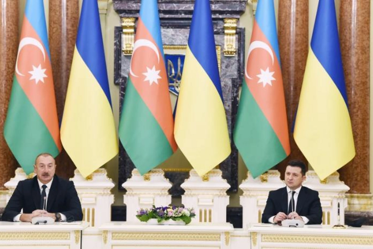 Azərbaycan və Ukrayna prezidentləri mətbuata bəyanatlarla çıxış etdilər — FOTOLAR