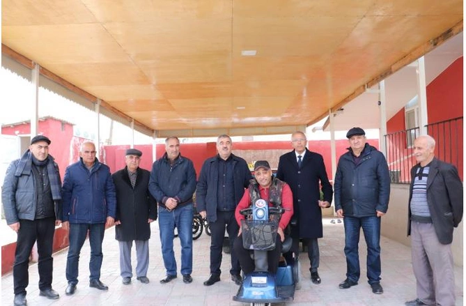 Qazilərimizə pulsuz əlil arabaları payladığım üçün ermənilərin hədəfindəyəm — Ölümlə hədələnən diaspor lideri dövlətdən kömək istəyir... (MÜSAHİBƏ+FOTOLAR)