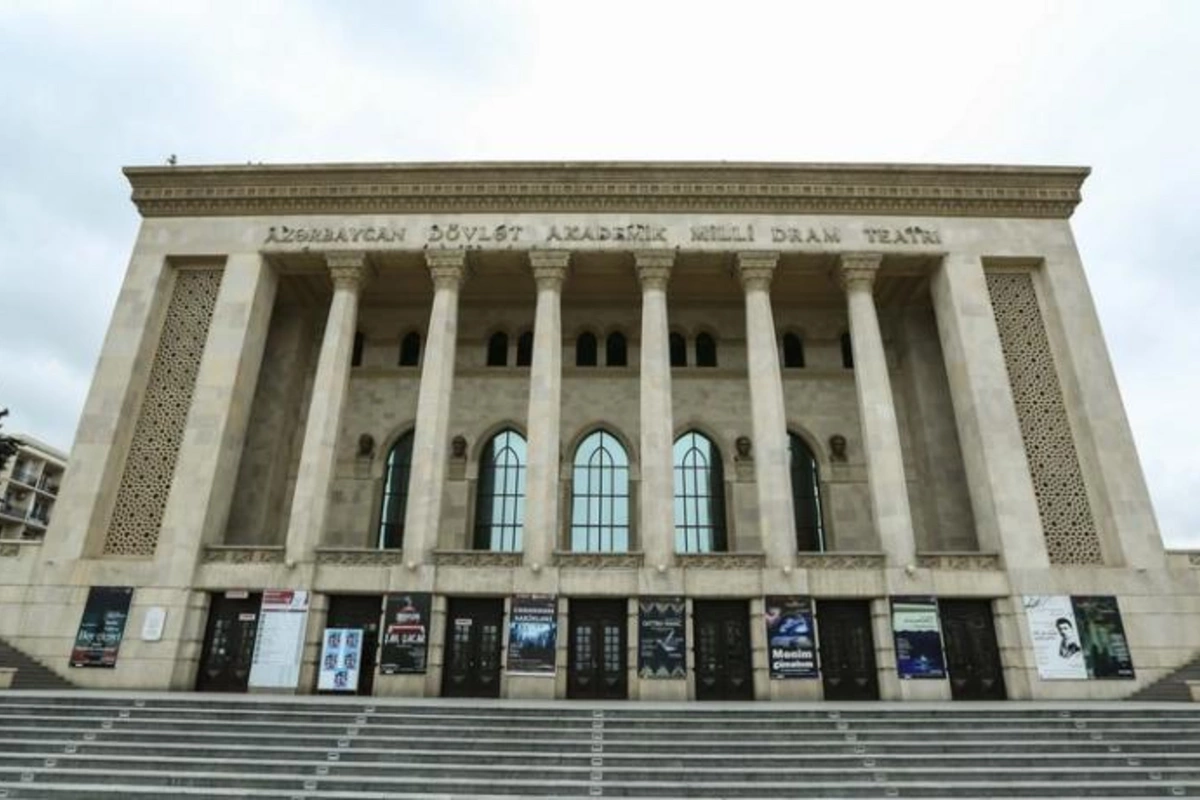“Azdrama”nın aktyorları koronavirusa yoluxdu, teatr bağlandı