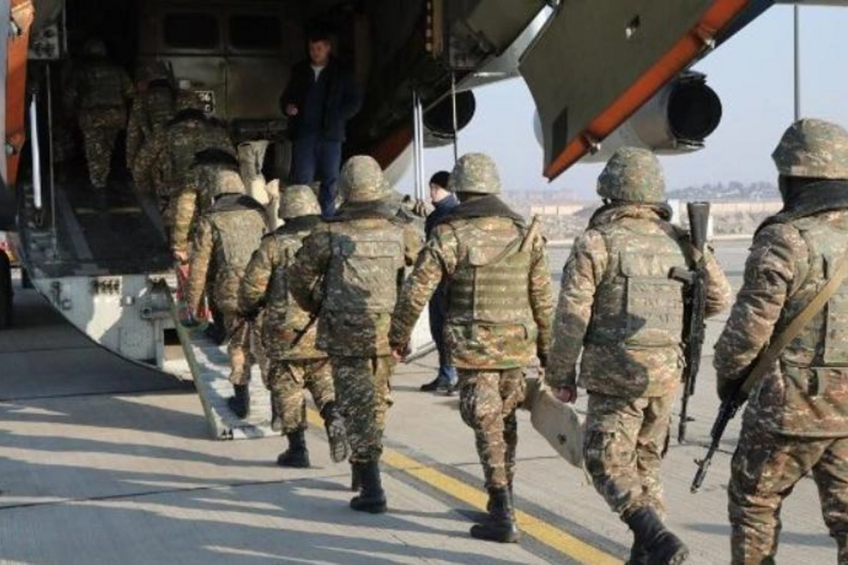Ermənistan Qazaxıstana 100 hərbçi göndərdi