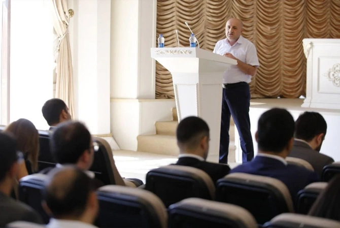 “Azərbaycan Dəmir Yolları” QSC-də məlumat və təlim sessiyası keçirilib
