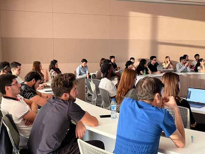 MEDİA-nın təşkilatçılığı ilə universitetlərdə seminarların keçirilməsinə başlanıldı — FOTOLAR MEDİA-nın təşkilatçılığı ilə universitetlərdə seminarların keçirilməsinə başlanıldı — FOTOLAR
