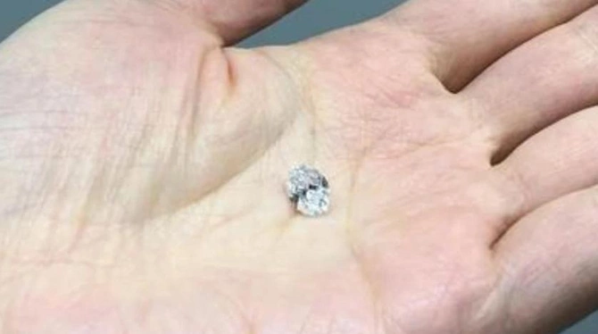 Afrikada tapılan daş dünya haqqındakı yeni sirri ortaya çıxardı — Yerin ALTINDA... (FOTO) Afrikada tapılan daş dünya haqqındakı yeni sirri ortaya çıxardı — Yerin ALTINDA... (FOTO)