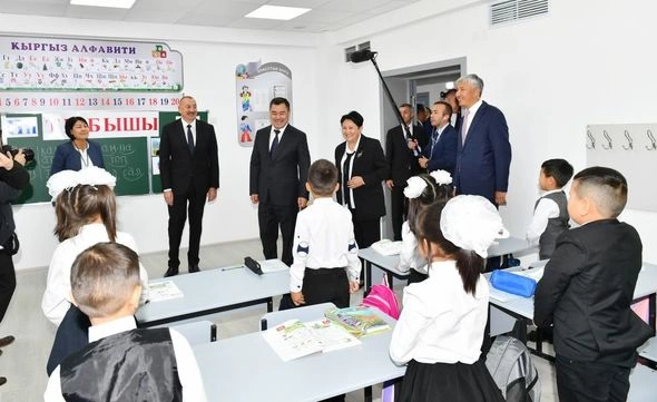 Bişkekdə Nizami Gəncəvi adına məktəbin açılış mərasimi keçirilib — FOTO Bişkekdə Nizami Gəncəvi adına məktəbin açılış mərasimi keçirilib — FOTO
