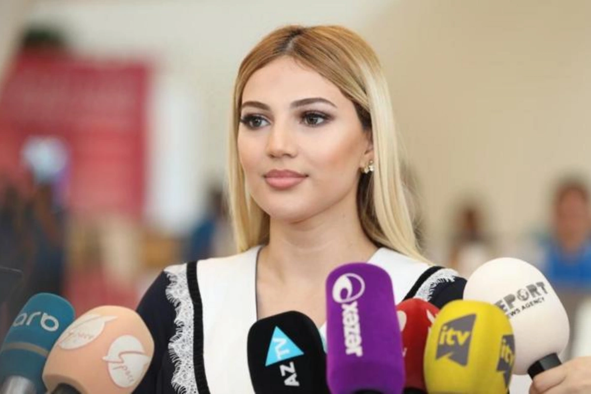 Jurnalist vəsiqələri kimlərə şamil olunur? — MEDİA rəsmisi açıqladı