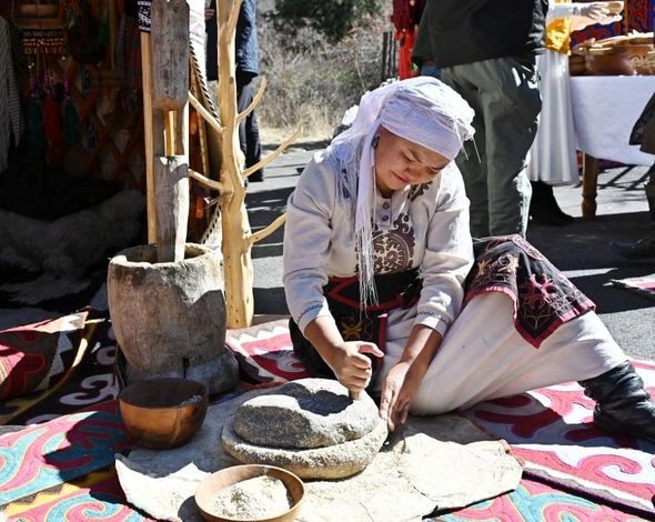 Azərbaycan və Qırğızıstan Prezidentləri Bişkekdə mədəni proqramda iştirak ediblər — YENİLƏNİB (FOTO)