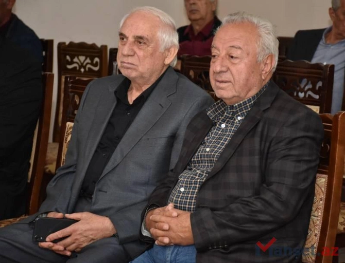 Hadı Rəcəbli uzun müddət sonra ortaya çıxdı — FOTO Hadı Rəcəbli uzun müddət sonra ortaya çıxdı — FOTO