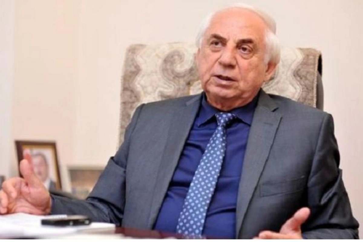 Gizlənirik ki, görünməyək — Hadı Rəcəbli
