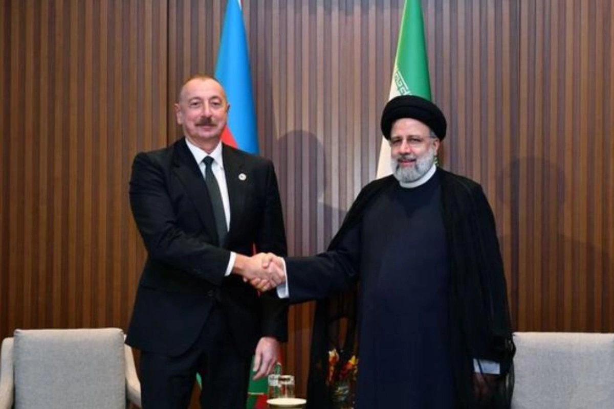 İlham Əliyev Astanada iranlı həmkarı ilə görüşdü — FOTOLAR (YENİLƏNDİ)