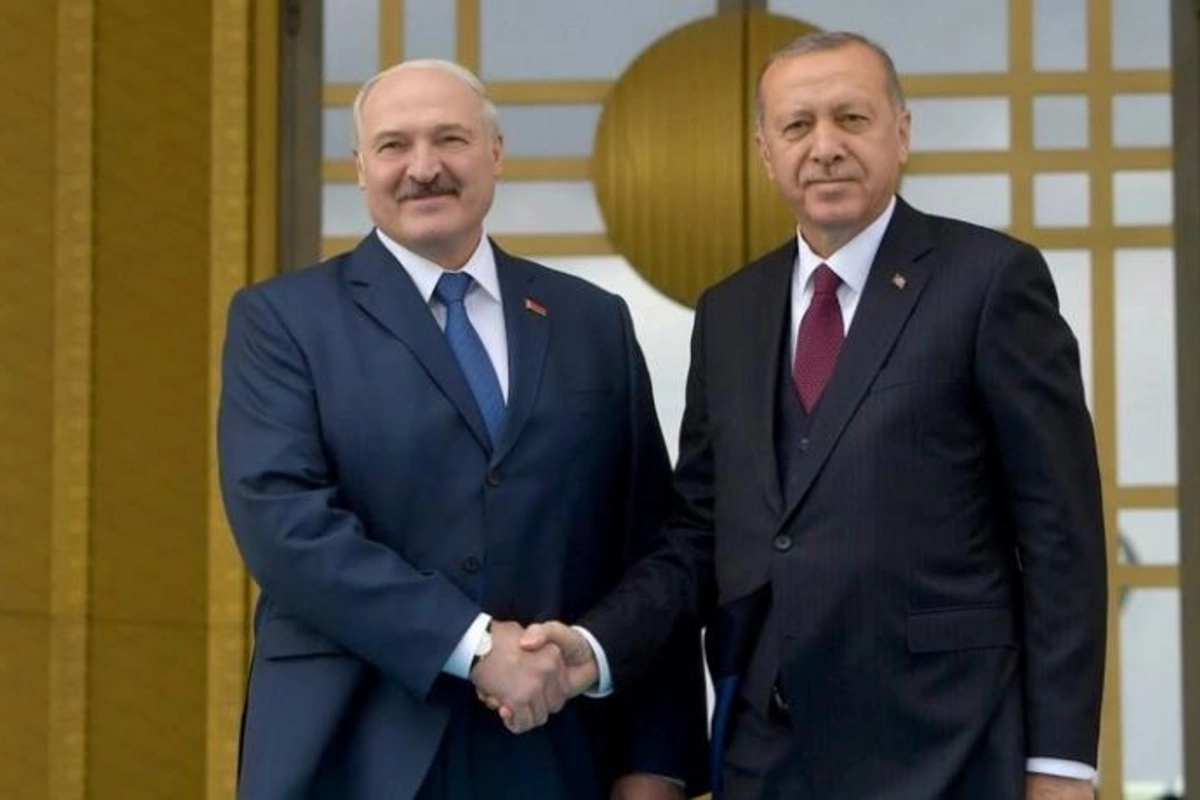 Ərdoğan və Lukaşenko regional məsələləri müzakirə ediblər