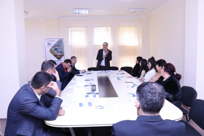 “Qayıdış prosesində QHT-lərin rolu” mövzusunda növbəti təlim keçirildi