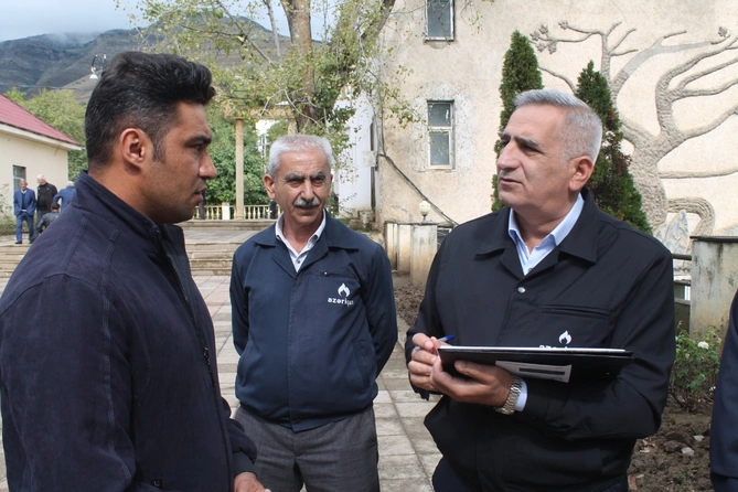 Yardımlı sakinlərinin “Açıq mikrofon”da səsləndirdikləri müraciətlər — FOTOLAR