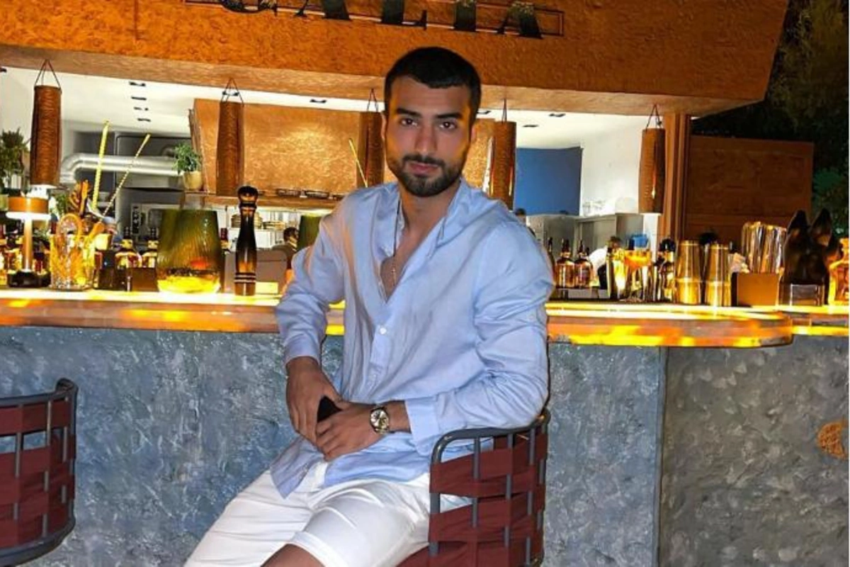 Mahir Emrelinin bu görüntüsü müzakirələrə səbəb oldu — FOTO
