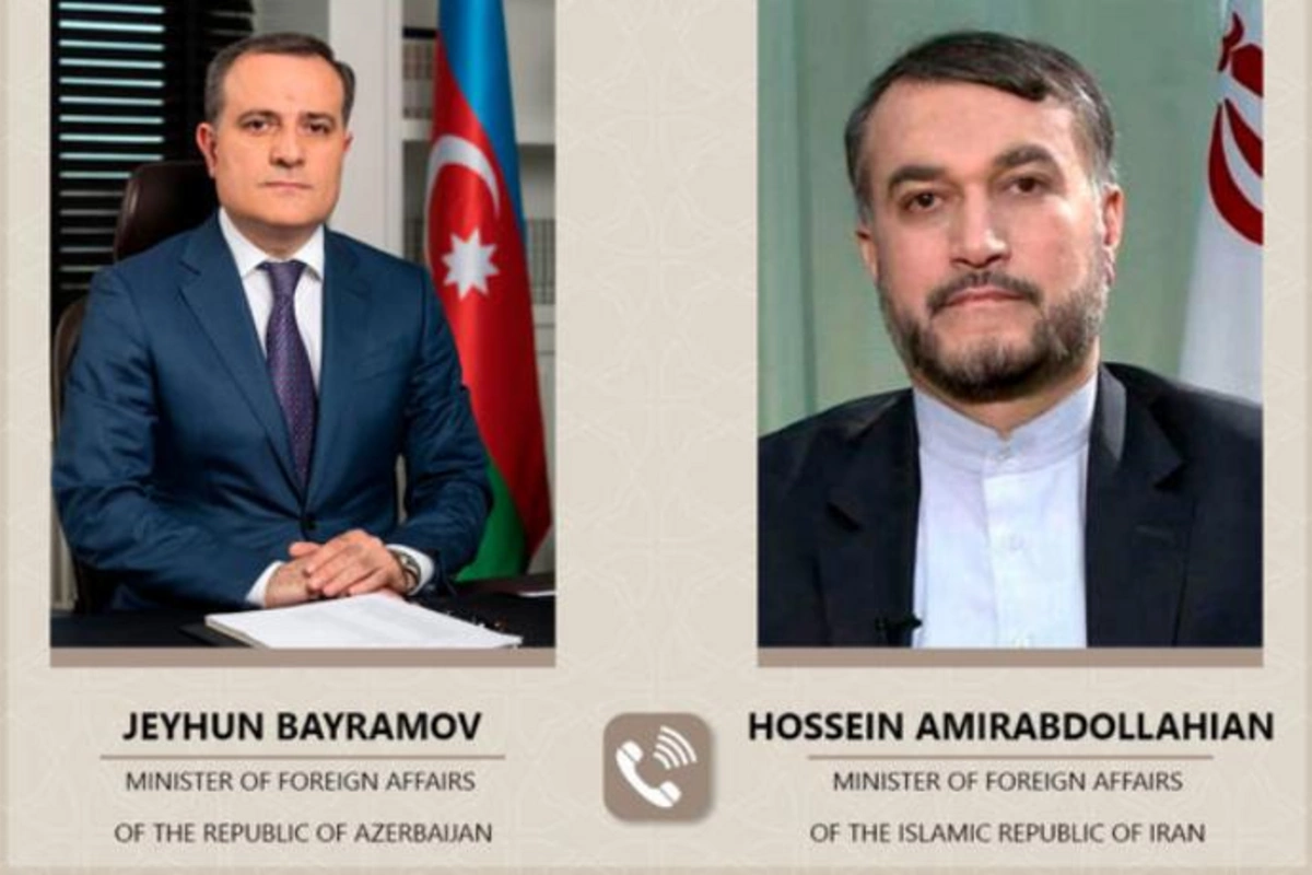 Ceyhun Bayramov iranlı həmkarı ilə danışdı