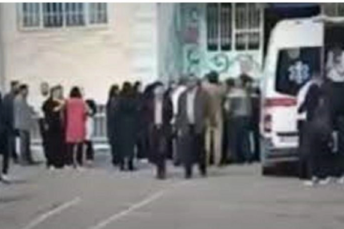 Ərdəbildə döyülən şagirdlərdən birinin öldüyü bildirilir