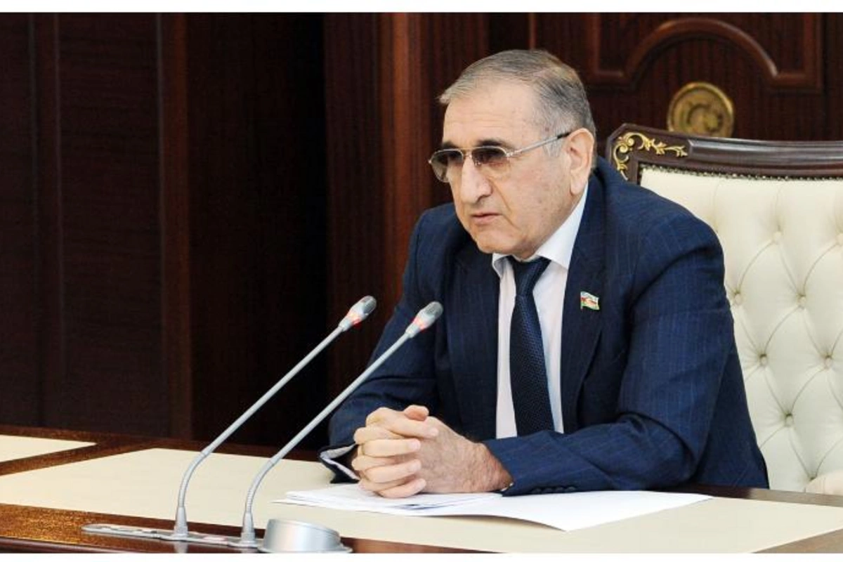 Kiçik bir narazılığa görə boşanan qadınlar qəhrəmana çevrilib — Tahir Rzayev