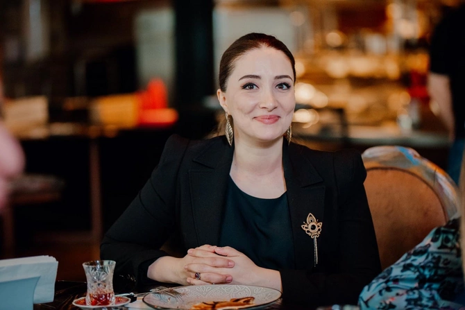 Agentliyin sədr müavini tanınmış QHT sədri ilə ailə həyatı qurdu — FOTOLAR
