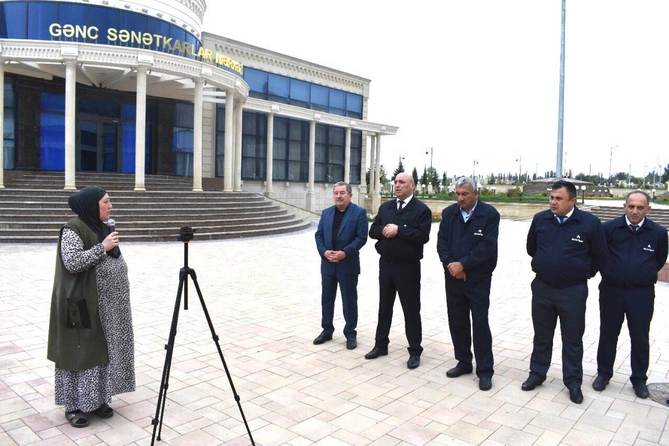 “Açıq mikrofon” Ağsu sakinlərinin ixtiyarına verildi — FOTOLAR