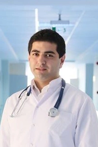 Bakıda tanınmış həkim özünü öldürdü — FOTO