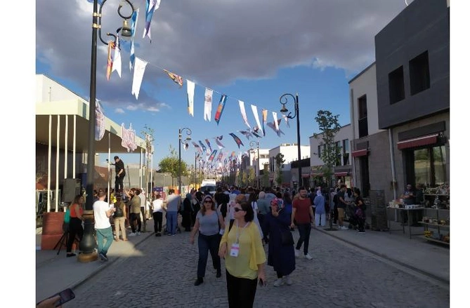 Diyarbəkir: şəhər savaşından turizm mərkəzinə çevrilişin hekayəsi — FOTOREPORTAJ Diyarbəkir: şəhər savaşından turizm mərkəzinə çevrilişin hekayəsi — FOTOREPORTAJ