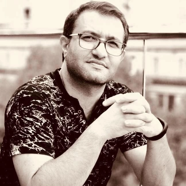 Nazirliyin əməkdaşı qəfil öldü — FOTO