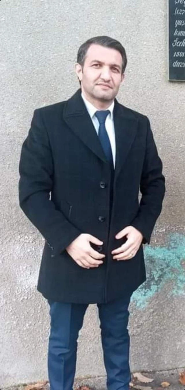 Nazirliyin əməkdaşı qəfil öldü — FOTO